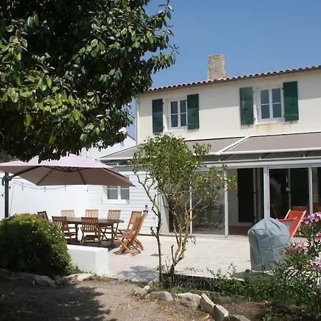 « les Doraux » - 150 M² - Jardin Clos 524 M² 4*